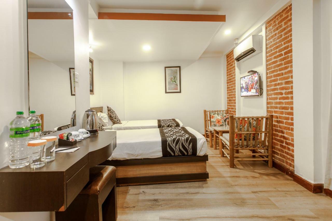 Hotel Shreesu Katmandou Extérieur photo